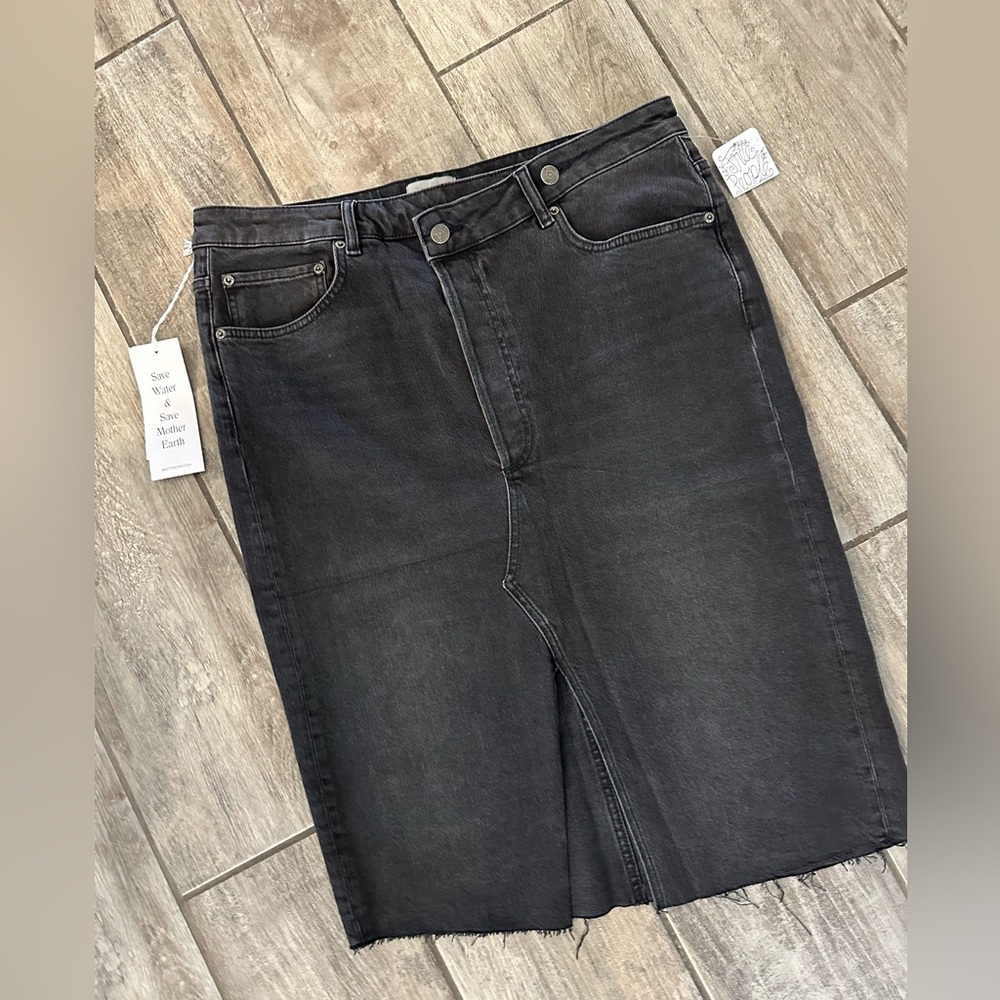 Free People Black Denim Skirt SZ 31 NWT